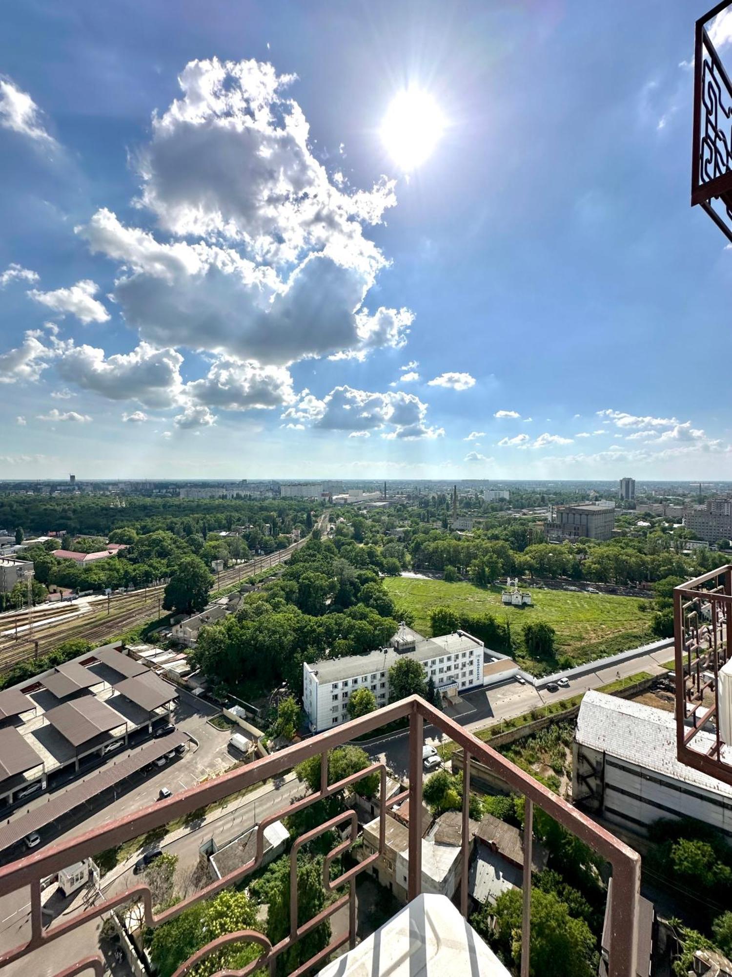 City Rooms Apartments Odessa Extérieur photo